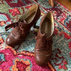 Brown Oxford Heeled Boots
